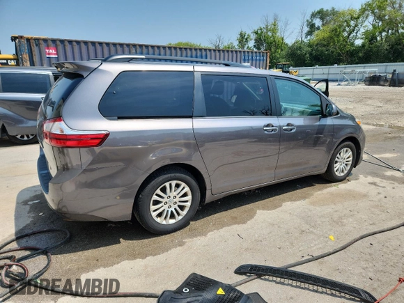 2017 Toyota Sienna XLE Auto Access Seat with VIN 5TDYZ3DC2HS879086, listed as a Copart auction lot 63420055 with 91,918 mi miles and Clean title. Bid and sale history available at DreamBid. Image 3.