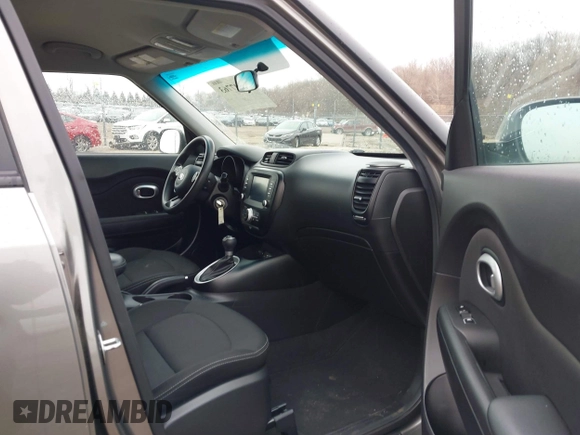 2018 Kia Soul + with VIN KNDJP3A55J7511773, listed as a IAAI auction lot 41747763 with 62,228 mi miles. Bid and sale history available at carsss.com. Image 5.