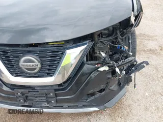2019 Nissan Rogue SV with VIN KNMAT2MT0KP532404, listed as a IAAI auction lot 42625619 with 111,408 mi miles and . Bid and sale history available at DreamBid. Image 19.