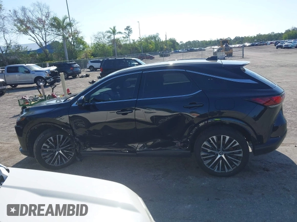 2024 Lexus RX 350 z VIN 2T2BAMBA1RC040122, wystawiony jako IAAI lot #42285889 z przebiegiem 14 822 mil mil oraz . Historia ofert i sprzedaży dostępna na DreamBid. Obrazek 15.