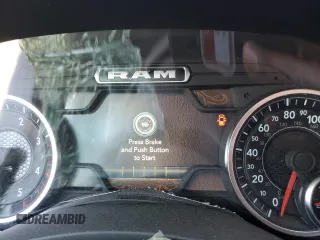 2023 Ram 2500 Laramie z VIN 3C6UR5FLXPG618137, wystawiony jako Copart lot #51846005 z przebiegiem Nie podano mil oraz Szkoda całkowita • Salvage title. Historia ofert i sprzedaży dostępna na DreamBid. Obrazek 9.