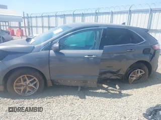 2023 Ford Edge SEL z VIN 2FMPK4J97PBA31506, wystawiony jako IAAI lot #42071208 z przebiegiem 50 458 mil mil oraz . Historia ofert i sprzedaży dostępna na DreamBid. Obrazek 14.