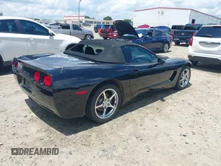 2002 Chevrolet Corvette with VIN 1G1YY32G725105771, listed as a IAAI auction lot 42693742 with 166,369 mi miles and . Bid and sale history available at DreamBid. Image 4.