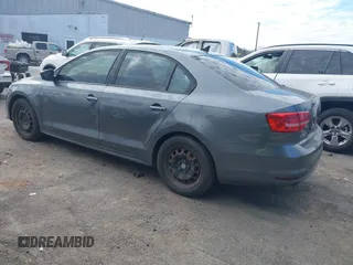2015 Volkswagen Jetta Sedan 2.0L TDI SEL with VIN 3VWLA7AJXFM264856, listed as a IAAI auction lot 41315372 with 211,070 mi miles. Bid and sale history available at carsss.com. Image 3.