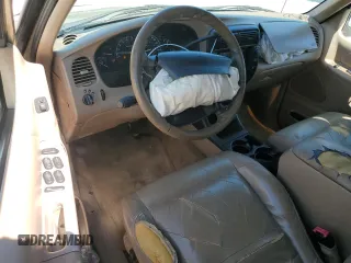 2001 Ford Explorer XLT z VIN 1FMZU63E71ZA48707, wystawiony jako Copart lot #55974105 z przebiegiem 214 188 mil mil oraz Szkody całkowita. Historia ofert i sprzedaży dostępna na DreamBid. Obrazek 8.