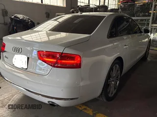 2014 Audi A8 3.0L TDI with VIN WAURMAFD2EN003811, listed as a Copart auction lot 61867575 with 120,705 mi miles and Clean title. Bid and sale history available at DreamBid. Image 4.