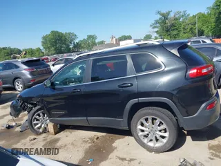 2014 Jeep Cherokee Limited with VIN 1C4PJLDB1EW204545, listed as a IAAI auction lot 42261081 with 260,164 mi miles and . Bid and sale history available at DreamBid. Image 14.