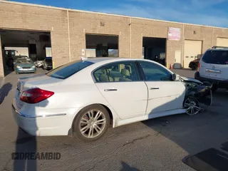 2013 Hyundai Genesis 3.8L with VIN KMHGC4DD0DU237513, listed as a IAAI auction lot 41329930 with 186,770 mi miles and . Bid and sale history available at DreamBid. Image 14.