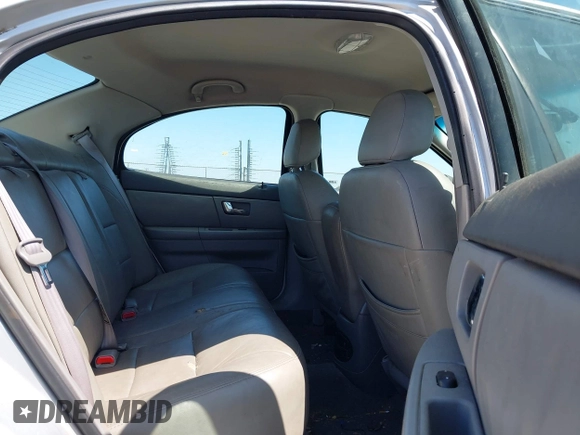 2002 Mercury Sable GS z VIN 1MEFM50U72A624825, wystawiony jako IAAI lot #42463081 z przebiegiem 88 873 mil mil oraz . Historia ofert i sprzedaży dostępna na DreamBid. Obrazek 8.
