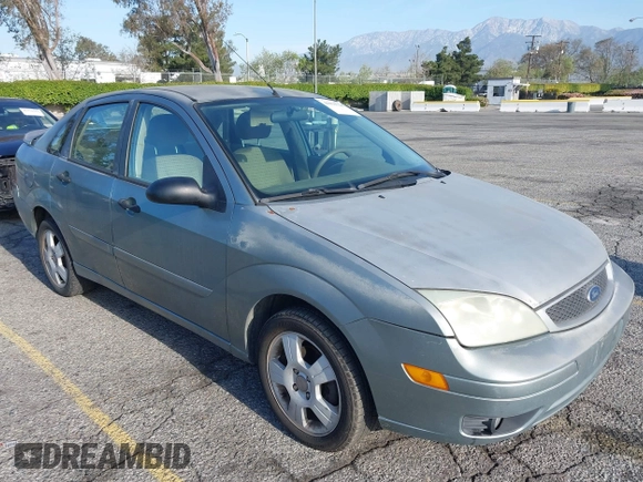 2006 Ford Focus S with VIN 1FAFP34N66W109359, listed as a IAAI auction lot 41975720 with 229,870 mi miles and . Bid and sale history available at carsss.com. Image 1.