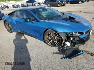 2016 BMW i8 z VIN WBY2Z2C54GV675234, wystawiony jako Copart lot #74126583 z przebiegiem 6272 mil mil oraz Szkody całkowita. Historia ofert i sprzedaży dostępna na DreamBid. Obrazek 4.