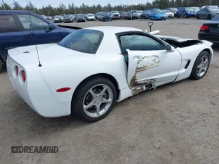 2000 Chevrolet Corvette with VIN 1G1YY12G7Y5115827, listed as a IAAI auction lot 41890391 with 38,815 mi miles. Bid and sale history available at carsss.com. Image 4.