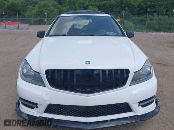 2014 Mercedes-Benz C 250 Sport with VIN WDDGF4HB5EA947035, listed as a IAAI auction lot 42538526 with 119,858 mi miles and . Bid and sale history available at DreamBid. Image 6.