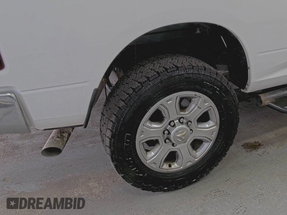2015 Ram 2500 SLT with VIN 3C6UR5ML4FG582155, listed as a IAAI auction lot 42730160 with 280,655 mi miles and . Bid and sale history available at DreamBid. Image 51.