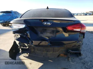 2017 Kia Forte LX with VIN 3KPFK4A71HE039139, listed as a Copart auction lot 47027835 with 43,447 mi miles and Salvage Title. Bid and sale history available at carsss.com. Image 6.