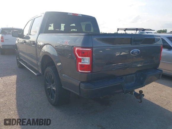 2020 Ford F-150 XL z VIN 1FTEW1E51LFA57601, wystawiony jako IAAI lot #42143352 z przebiegiem 266 300 mil mil oraz . Historia ofert i sprzedaży dostępna na DreamBid. Obrazek 3.