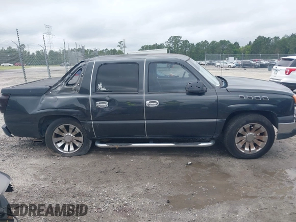 2004 Chevrolet Avalanche with VIN 3GNEC12T64G152478, listed as a IAAI auction lot 42329636 with 231,303 mi miles and . Bid and sale history available at DreamBid. Image 13.