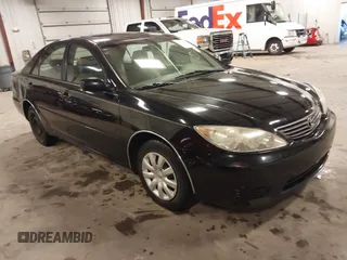 2006 Toyota Camry STD with VIN 4T1BE32K06U658506, listed as a IAAI auction lot 42620071 with 166,146 mi miles and . Bid and sale history available at DreamBid. Image 1.