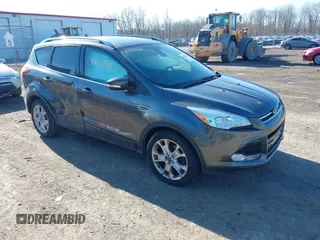 2015 Ford Escape Titanium with VIN 1FMCU9J9XFUB46843, listed as a IAAI auction lot 41800938 with 91,034 mi miles. Bid and sale history available at carsss.com. Image 1.