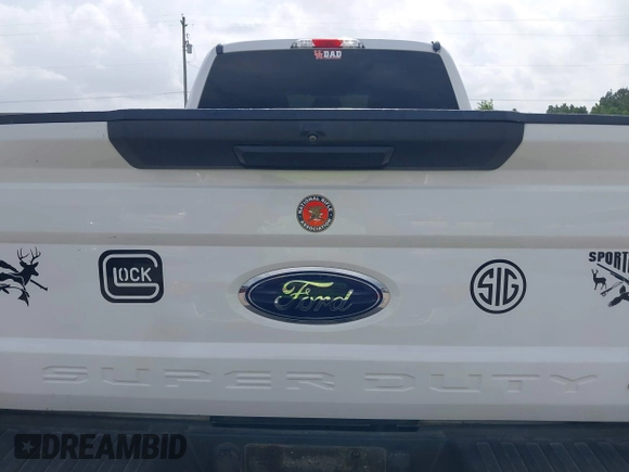 2017 Ford F-250 Lariat z VIN 1FT7W2B68HEC85264, wystawiony jako IAAI lot #42493873 z przebiegiem 185 868 mil mil oraz . Historia ofert i sprzedaży dostępna na DreamBid. Obrazek 16.