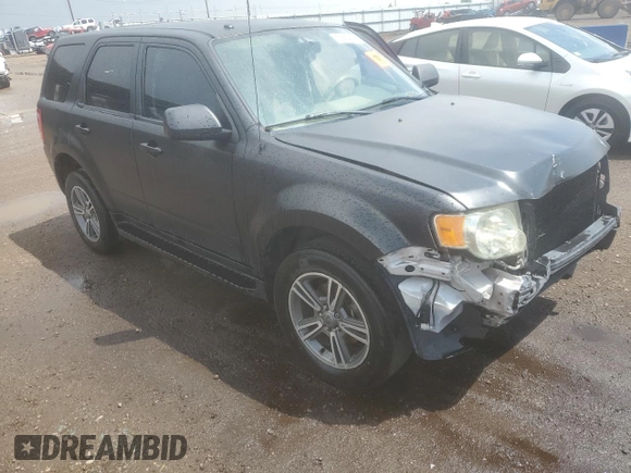 2008 Ford Escape XLT z VIN 1FMCU031X8KB27551, wystawiony jako Copart lot #62504245 z przebiegiem 206 839 mil mil oraz Szkoda całkowita • Salvage title. Historia ofert i sprzedaży dostępna na DreamBid. Obrazek 4.