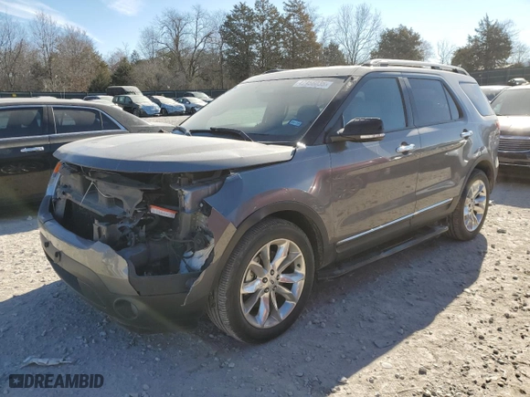 2014 Ford Explorer XLT with VIN 1FM5K7D87EGC35322, listed as a Copart auction lot 47456035 with 45,334 mi miles and Salvage Title. Bid and sale history available at carsss.com. Image 1.