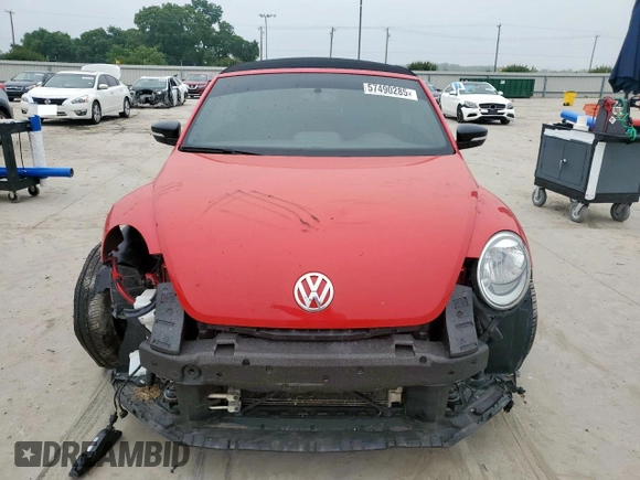 2015 Volkswagen Beetle R-Line z VIN 3VW7T7AT5FM815840, wystawiony jako Copart lot #57490285 z przebiegiem 40 153 mil mil oraz Szkoda całkowita • Salvage title. Historia ofert i sprzedaży dostępna na DreamBid. Obrazek 5.