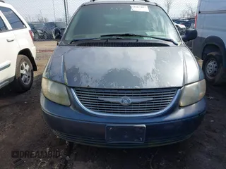 2001 Chrysler Town & Country with VIN 2C8GP44391R336922, listed as a IAAI auction lot 41667407 with 283,359 mi miles and . Bid and sale history available at DreamBid. Image 17.
