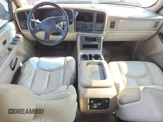 2005 Chevrolet Suburban LS with VIN 3GNEC16Z25G247815, listed as a Copart auction lot 64508075 with 199,085 mi miles and Clean title. Bid and sale history available at DreamBid. Image 8.