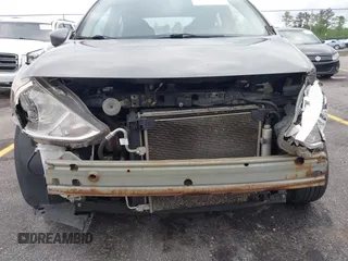 2017 Nissan Versa SV z VIN 3N1CN7AP3HL855554, wystawiony jako IAAI lot #42006848 z przebiegiem 155 485 mil mil oraz . Historia ofert i sprzedaży dostępna na DreamBid. Obrazek 6.