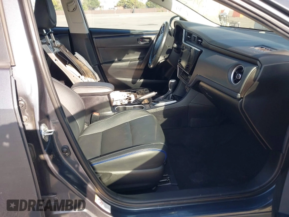 2019 Toyota Corolla L z VIN 2T1BURHE2KC137290, wystawiony jako IAAI lot #41701818 z przebiegiem 71 778 mil mil oraz . Historia ofert i sprzedaży dostępna na DreamBid. Obrazek 5.