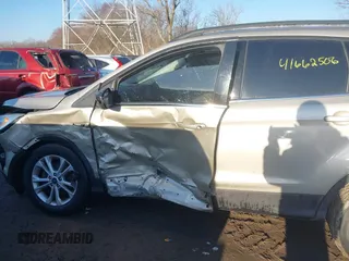 2017 Ford Escape SE with VIN 1FMCU0GD9HUE65306, listed as a IAAI auction lot 41662506 with 69,105 mi miles. Bid and sale history available at carsss.com. Image 14.