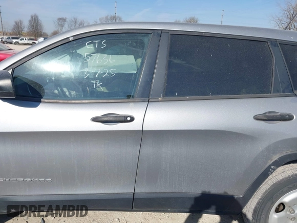 2016 Jeep Cherokee Sport with VIN 1C4PJMAB6GW294157, listed as a IAAI auction lot 41786025 with 181,437 mi miles and . Bid and sale history available at DreamBid. Image 14.