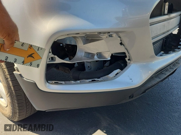 2020 Chevrolet Trax LT с VIN KL7CJPSB1LB010835, выставлен на аукционе IAAI как лот 42832682 с пробегом 51 060 миль миль и . История ставок и продаж доступна на DreamBid. Изображение 32.