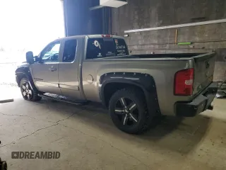 2007 Chevrolet Silverado 1500 LTZ with VIN 2GCEK19J571509307, listed as a Copart auction lot 50901465 with 130,473 mi miles and Salvage Title. Bid and sale history available at carsss.com. Image 2.