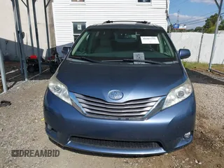 2015 Toyota Sienna Limited z VIN 5TDDK3DC1FS095692, wystawiony jako IAAI lot #40485296 z przebiegiem 100 324 mil mil oraz . Historia ofert i sprzedaży dostępna na DreamBid. Obrazek 13.