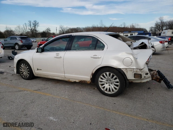 2011 Ford Fusion Hybrid with VIN 3FADP0L3XBR123946, listed as a Copart auction lot 55556934 with 237,386 mi miles and Non Repairable. Bid and sale history available at carsss.com. Image 2.