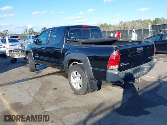 2015 Toyota Tacoma PreRunner z VIN 5TFJX4GN4FX039649, wystawiony jako IAAI lot #41240801 z przebiegiem 233 108 mil mil oraz . Historia ofert i sprzedaży dostępna na DreamBid. Obrazek 3.