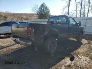 2005 Ford F-250 XL with VIN 1FTNF21575EC18747, listed as a Copart auction lot 78152474 with 52,950 mi miles and Salvage Title. Bid and sale history available at DreamBid. Image 3.