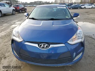 2017 Hyundai Veloster with VIN KMHTC6ADXHU305241, listed as a Copart auction lot 43567895 with 113,386 mi miles and Salvage Title. Bid and sale history available at carsss.com. Image 5.