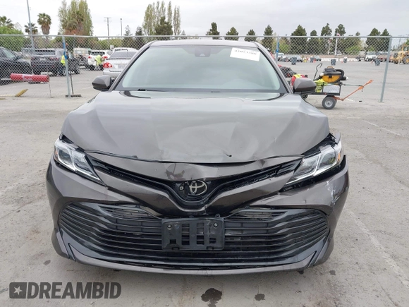 2019 Toyota Camry LE z VIN 4T1B11HK7KU702244, wystawiony jako IAAI lot #42073380 z przebiegiem 72 602 mil mil oraz . Historia ofert i sprzedaży dostępna na DreamBid. Obrazek 12.