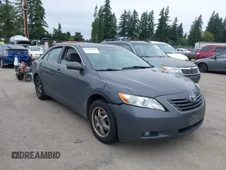 2009 Toyota Camry LE z VIN 4T1BK46KX9U095882, wystawiony jako IAAI lot #42489224 z przebiegiem 255 094 mil mil oraz . Historia ofert i sprzedaży dostępna na DreamBid. Obrazek 1.