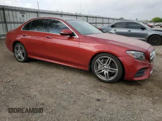 2019 Mercedes-Benz E 300 z VIN WDDZF4JB4KA518483, wystawiony jako Copart lot #50398385 z przebiegiem 59 390 mil mil oraz Szkoda całkowita • Salvage title. Historia ofert i sprzedaży dostępna na DreamBid. Obrazek 4.