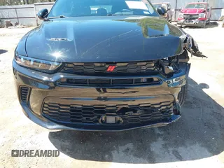 2024 Dodge Hornet GT z VIN ZACNDFAN6R3A40380, wystawiony jako IAAI lot #41772565 z przebiegiem 4 828 mil mil oraz . Historia ofert i sprzedaży dostępna na DreamBid. Obrazek 18.