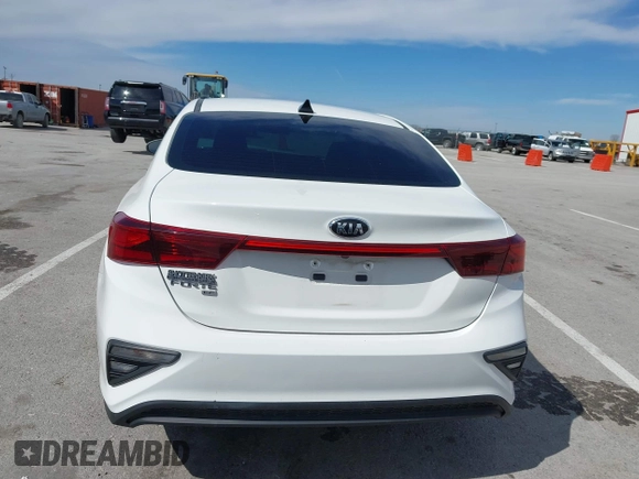 2020 Kia Forte LXS with VIN 3KPF24AD1LE257404, listed as a IAAI auction lot 41853440 with 48,475 mi miles. Bid and sale history available at carsss.com. Image 16.
