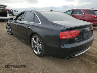 2014 Audi S8 with VIN WAUD2AFDXEN005340, listed as a Copart auction lot 77447534 with 87,222 mi miles and Salvage Title. Bid and sale history available at carsss.com. Image 2.