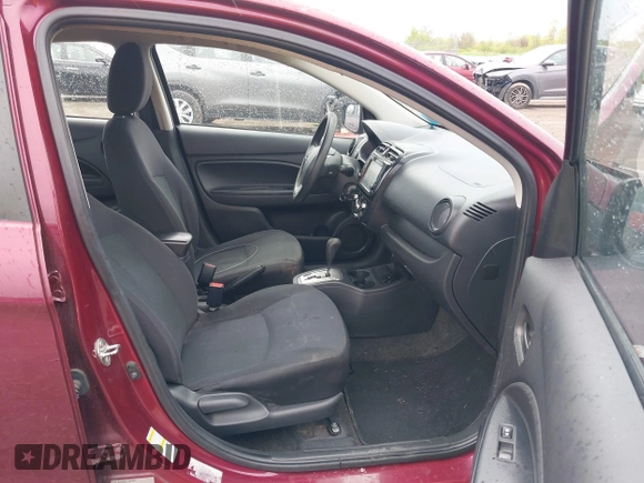 2019 Mitsubishi Mirage ES z VIN ML32F3FJ7KHF00241, wystawiony jako IAAI lot #42237453 z przebiegiem 69 105 mil mil oraz . Historia ofert i sprzedaży dostępna na DreamBid. Obrazek 5.