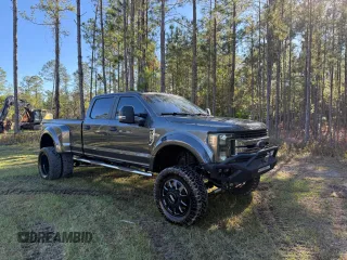 2019 Ford Super Duty F-450 DRW XL with VIN 1FT8W4DT0KEG17918, listed as a Copart auction lot 84912784 with 22,929 mi miles and Clean Title. Bid and sale history available at carsss.com. Image 1.