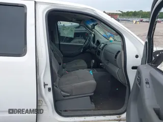 2007 Nissan Frontier SE with VIN 1N6AD09W37C431728, listed as a IAAI auction lot 40173268 with 204,861 mi miles. Bid and sale history available at carsss.com. Image 5.