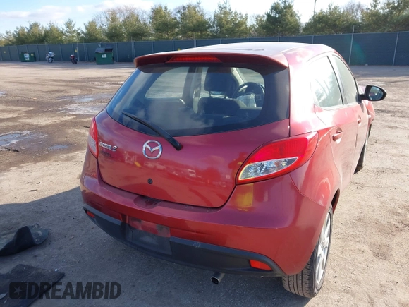 2014 Mazda 2 Touring z VIN JM1DE1LYXE0174756, wystawiony jako IAAI lot #41192740 z przebiegiem 149 948 mil mil oraz . Historia ofert i sprzedaży dostępna na DreamBid. Obrazek 4.